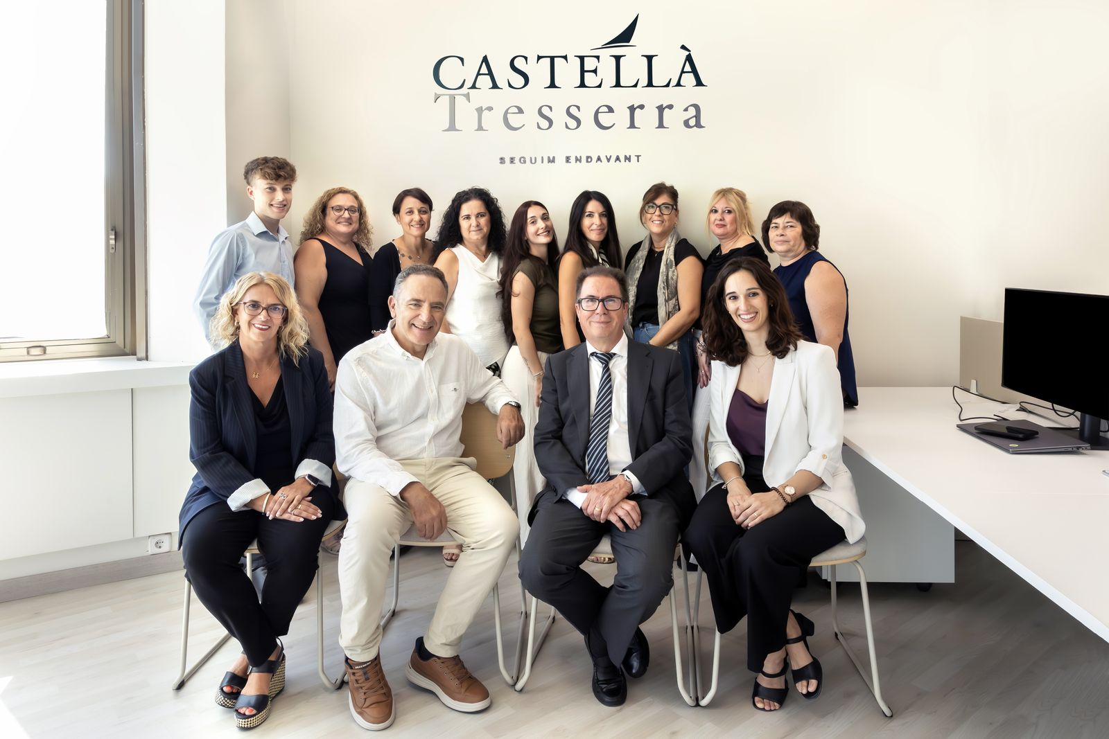 Oficinas de Castellà Tresserra