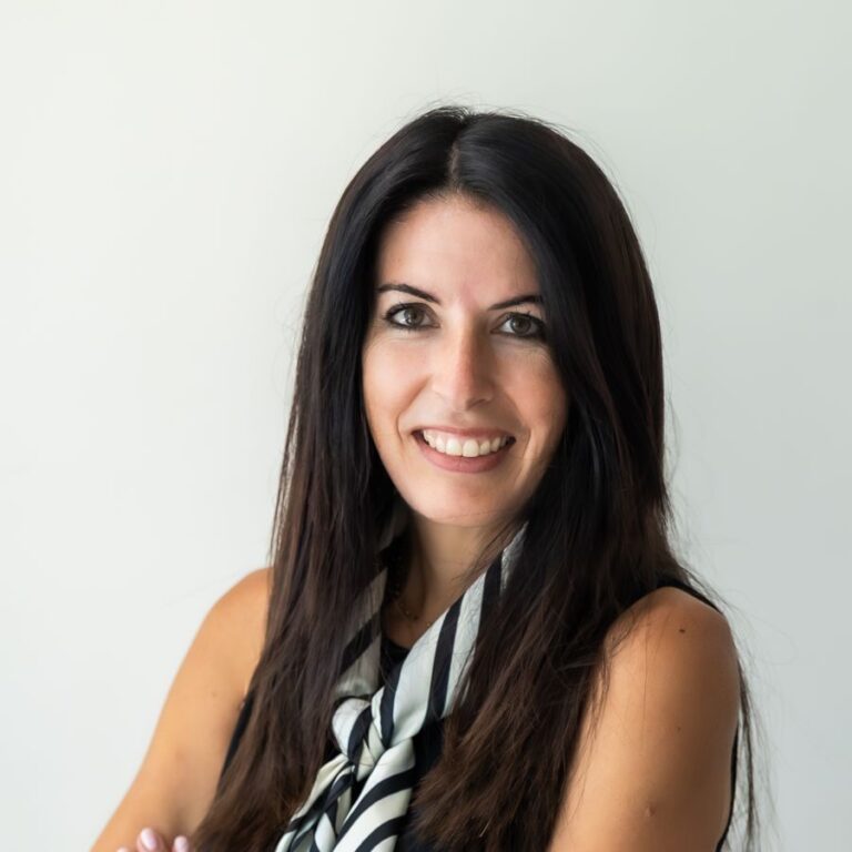 Ana Unzueta Piferrer